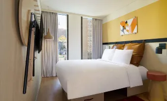 Moxy Seoul Myeongdong Moxy Seoul Myeongdong