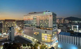 Holiday Inn Express Seoul Hongdae, an IHG Hotel