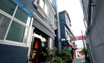 Shine Hotel