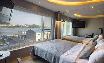 JK Hotel