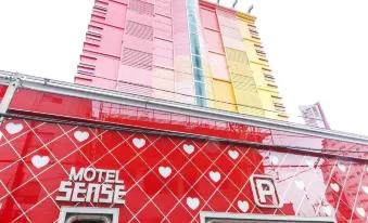 Sense Motel